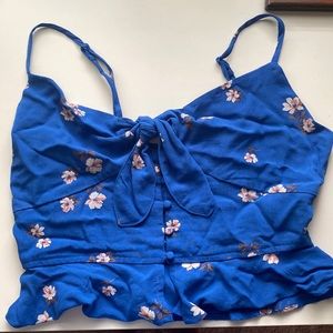 American Eagle blue flower crop top size small